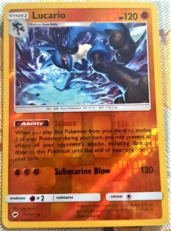 Lucario [Reverse Holo]