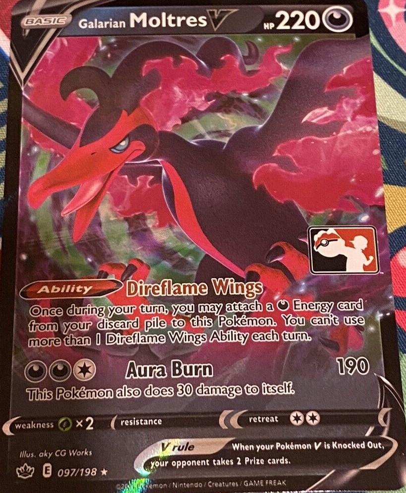 Chilling Reign Galarian Moltres V [Play] Pokémon card