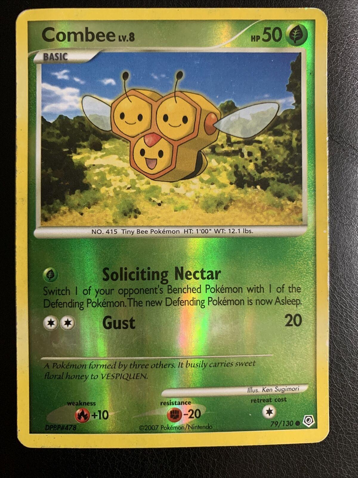 Combee [Reverse Holo]