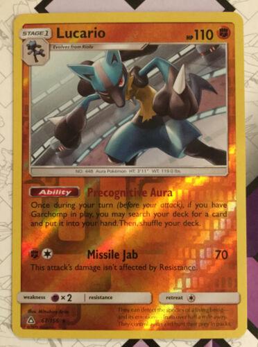Lucario [Reverse Holo]